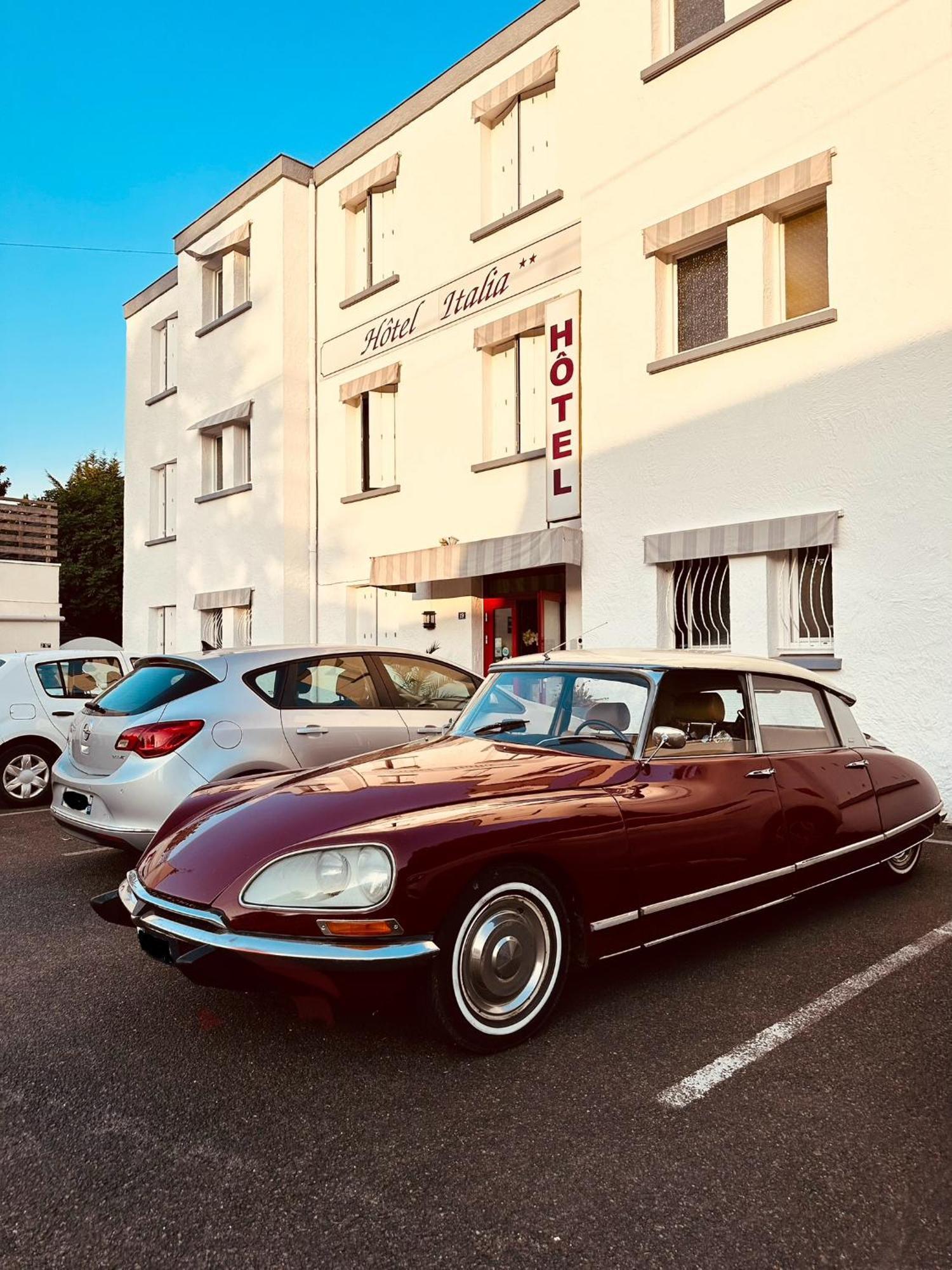 Hotel Italia Tours Exteriör bild
